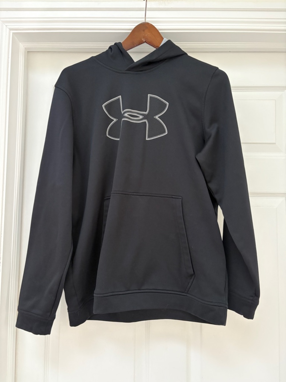 Under Armour Men’s Black Crewneck Hoodie with Logo